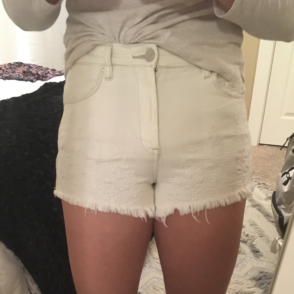 White/Cream embroidered shorts